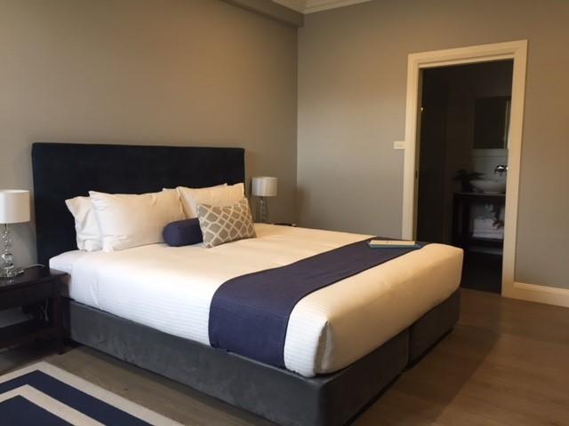 Seabreeze Hotel เนลสันเบย์ ภายนอก รูปภาพ