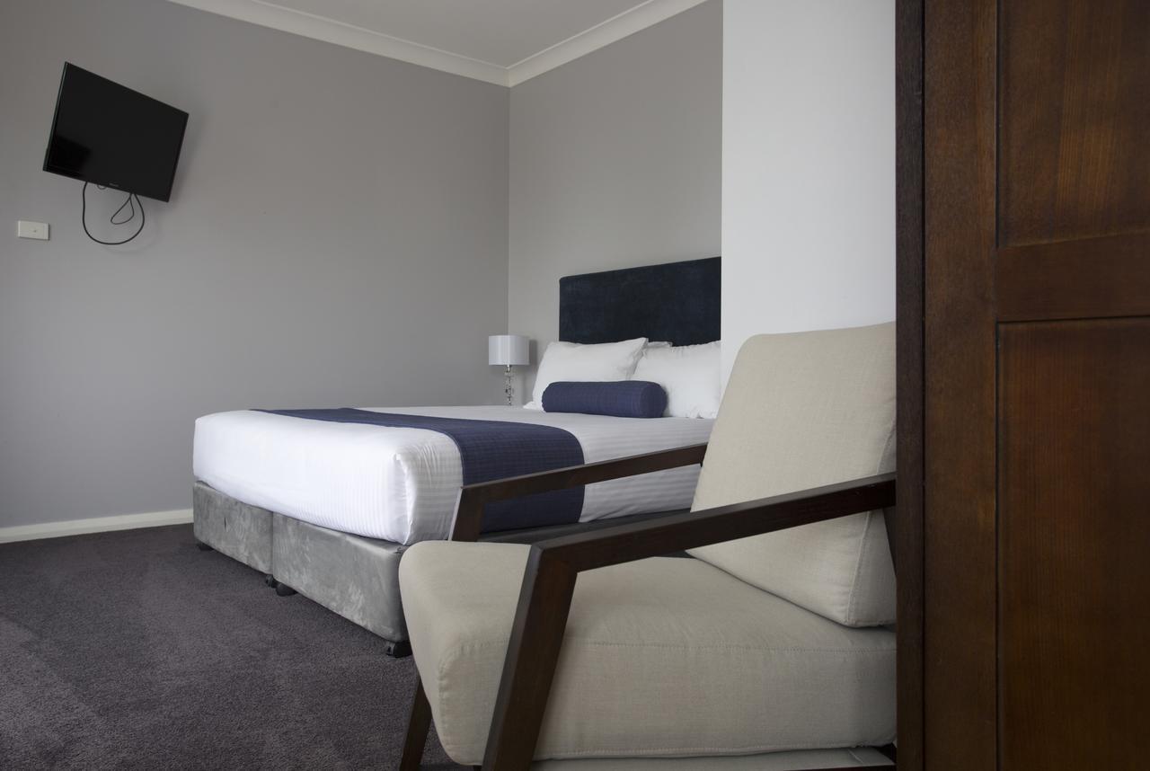 Seabreeze Hotel เนลสันเบย์ ภายนอก รูปภาพ